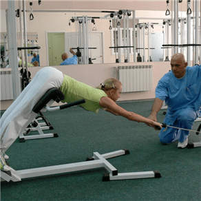 Izvedba posebne gimnastike za liječenje osteohondroze